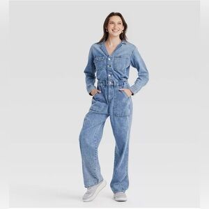 NWT Universal Thread Light Blue Denim Jumpsuit Size 17 (fits 14-16)